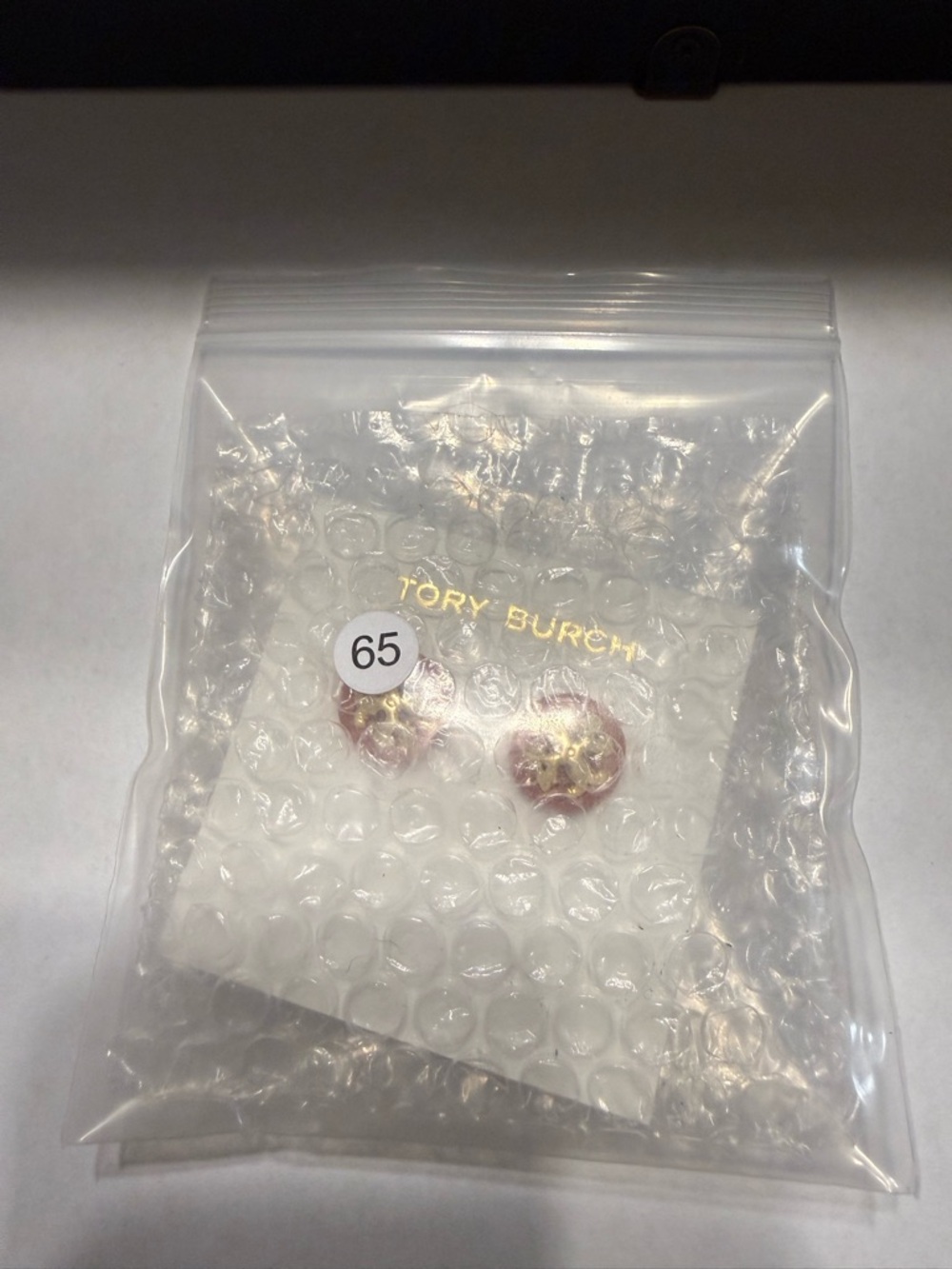 NEW Tory Burch Roxanne Gold plated Button stud resin base earrings - Picture 5 of 5